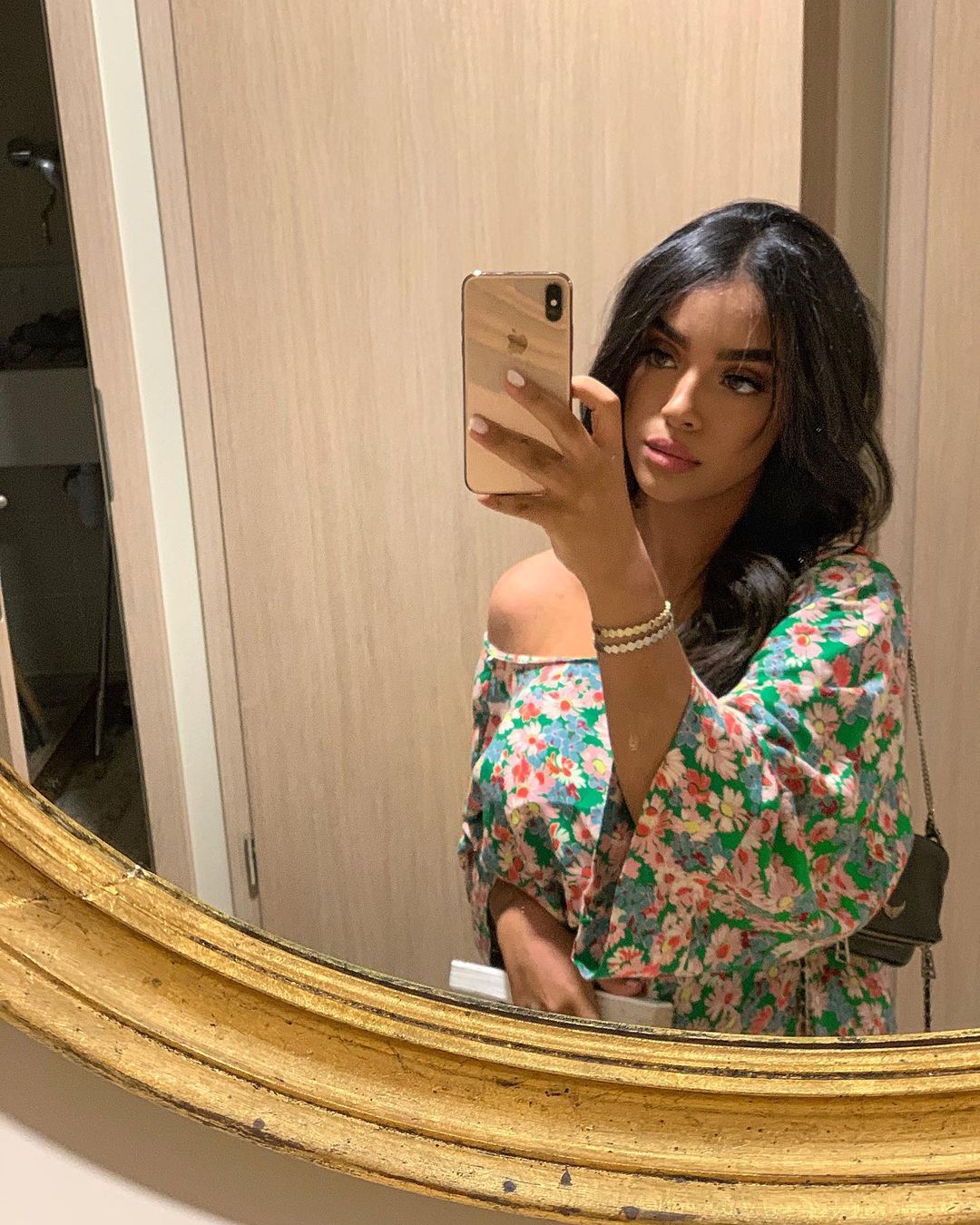 Israelische Versandhandelsfrau