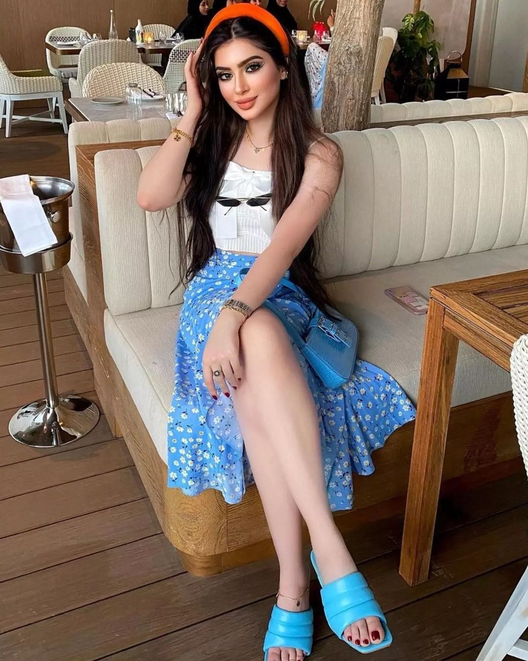 attractive middle eastern women