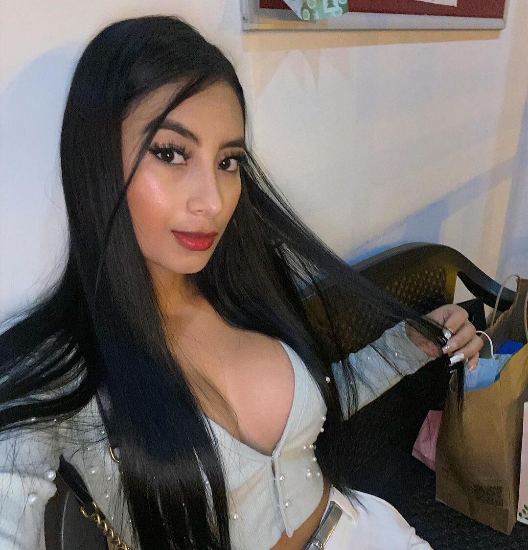 beautiful syrian women