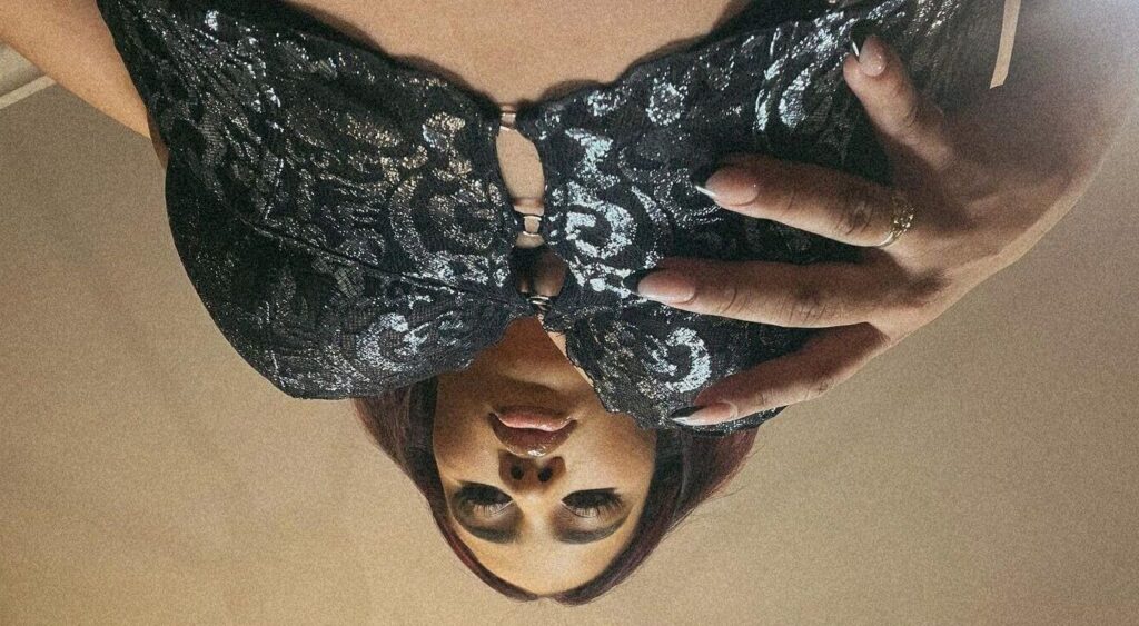 women being submissive