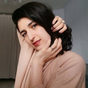 Armenian Dating: Meet Single Armenian Women