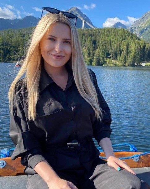 Darina Profile image 4