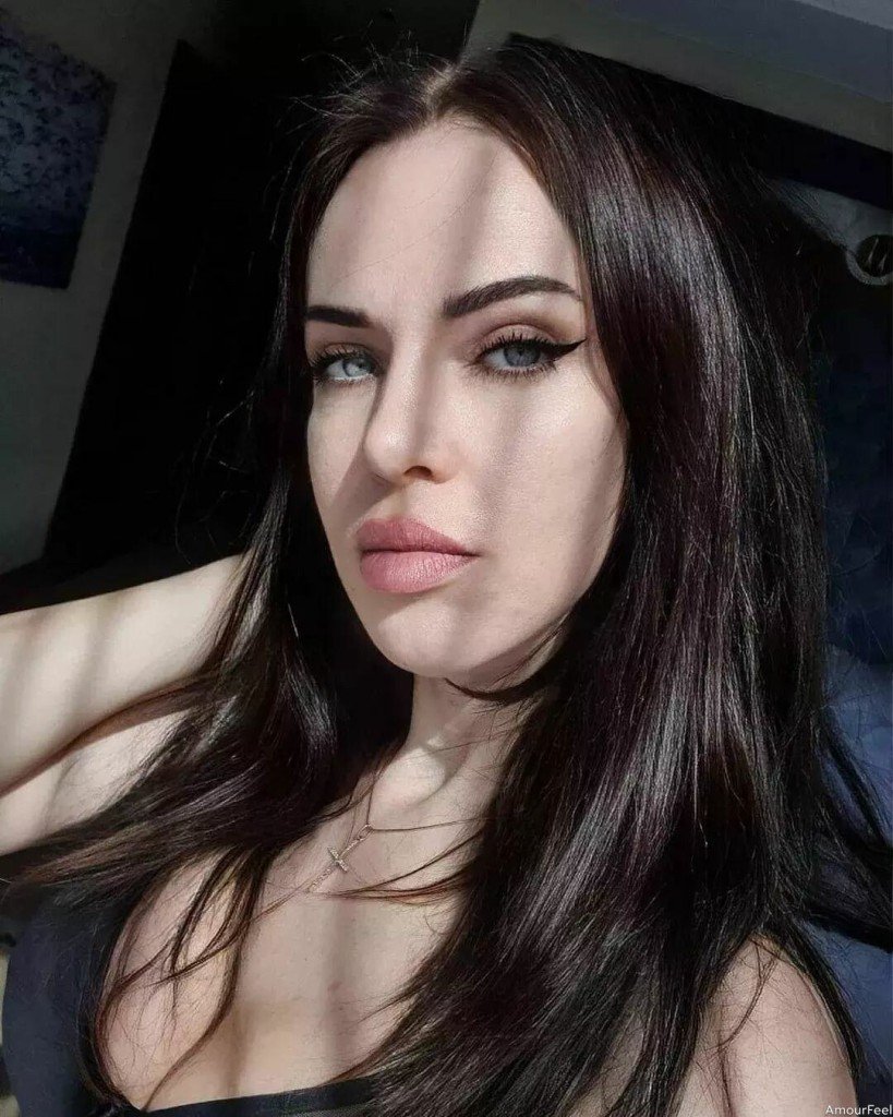 Yelyzaveta Profile image 1