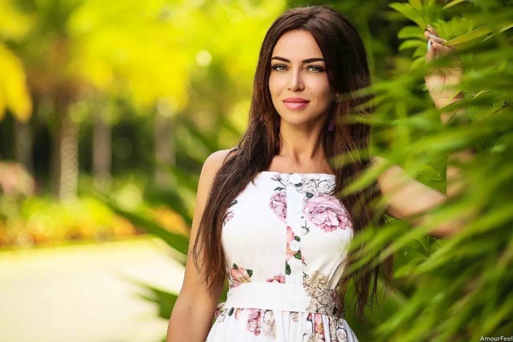 Yelyzaveta Profile image 6