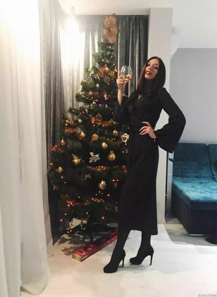 Anna Profile image 2