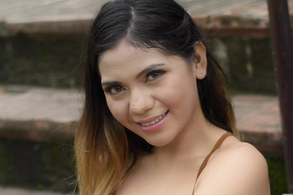 Hira Profile image 6